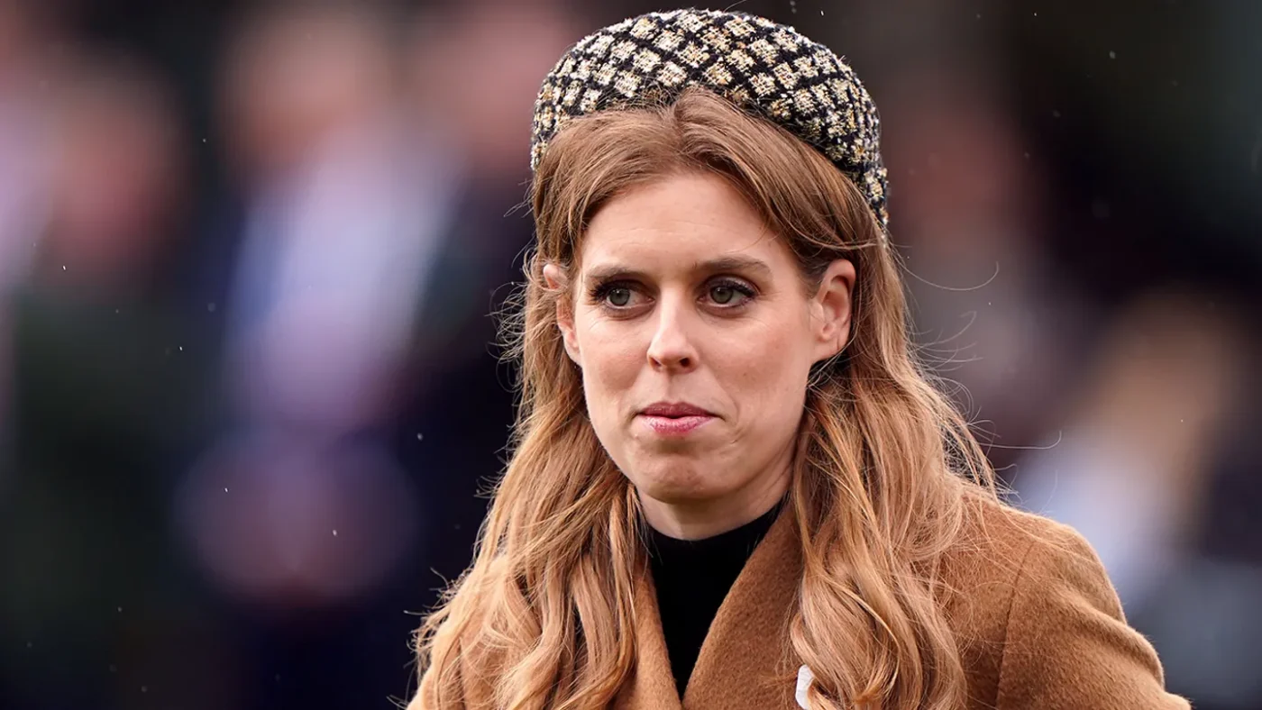 Anunțul neașteptat al sarcinii Prințesei Beatrice, marcat de o greșeală rară a Palatului Buckingham