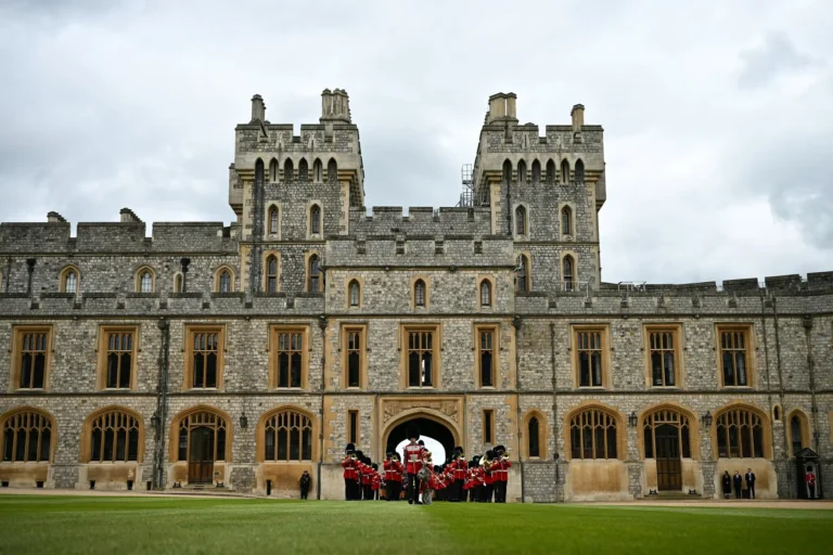 Windsor Castle sub semnul unei noi breșe de securitate: vehicule furate de pe domeniul regal